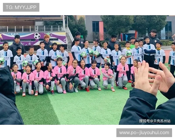 本科足球社团活动策划与组织发展探索：促进团队合作与校园文化建设